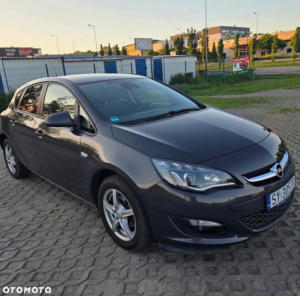 Opel Astra 1.4 Turbo Innovation - 2