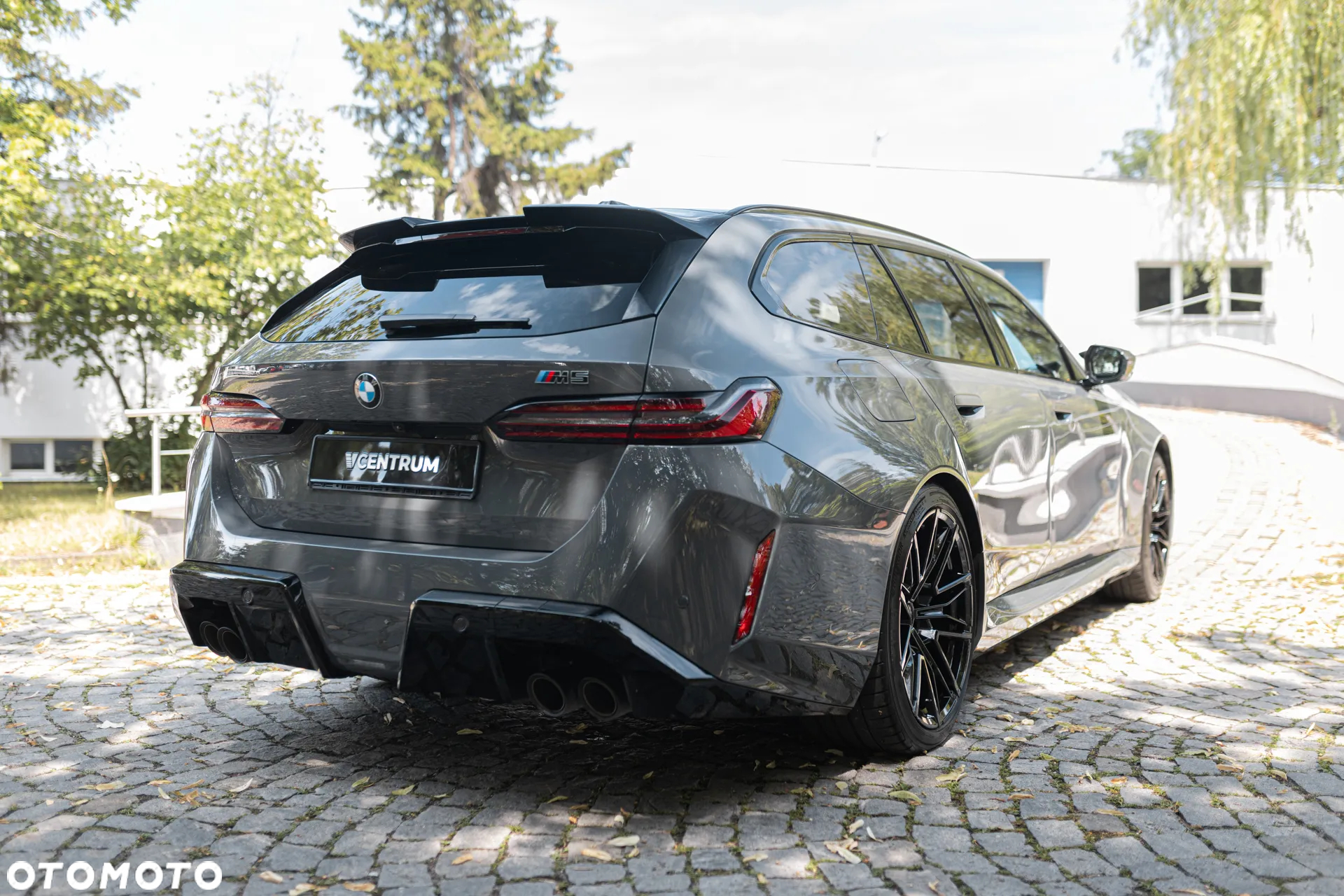 BMW M5 PHEV - 10