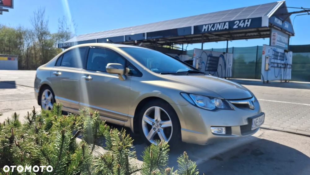 Honda Civic 1.8 Executive - 1