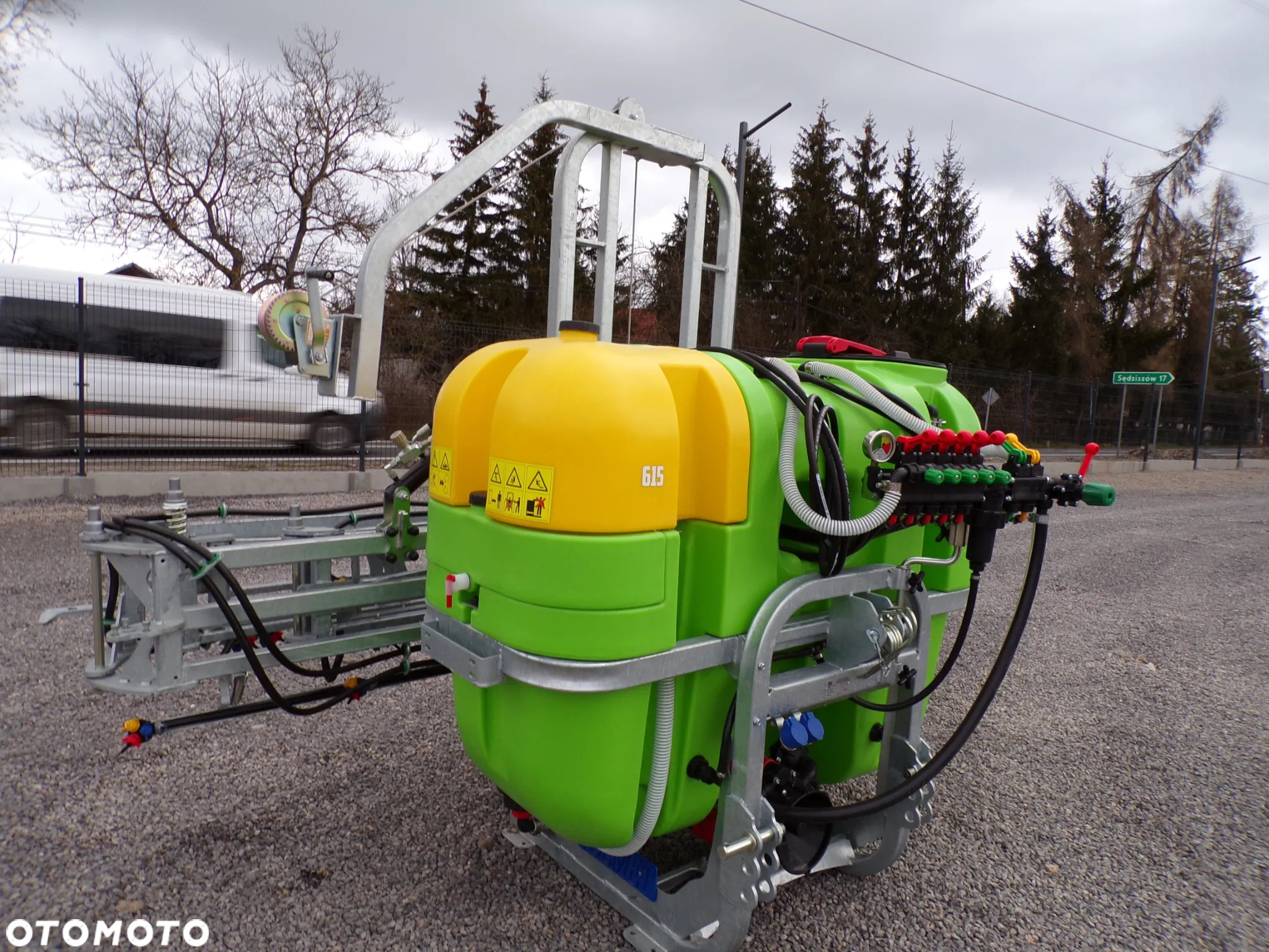 Opryskiwacz zawieszany TOLMET 300-1200l zawieszany / stabilizacja hydrauliczna / potrójna oprawa rozpylaczy RSM/ zawór stałociśnieniowy OD RĘKI - 10