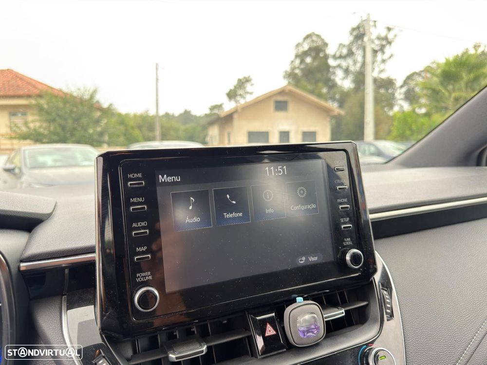 Toyota Corolla 1.8 Hybrid Comfort - 28