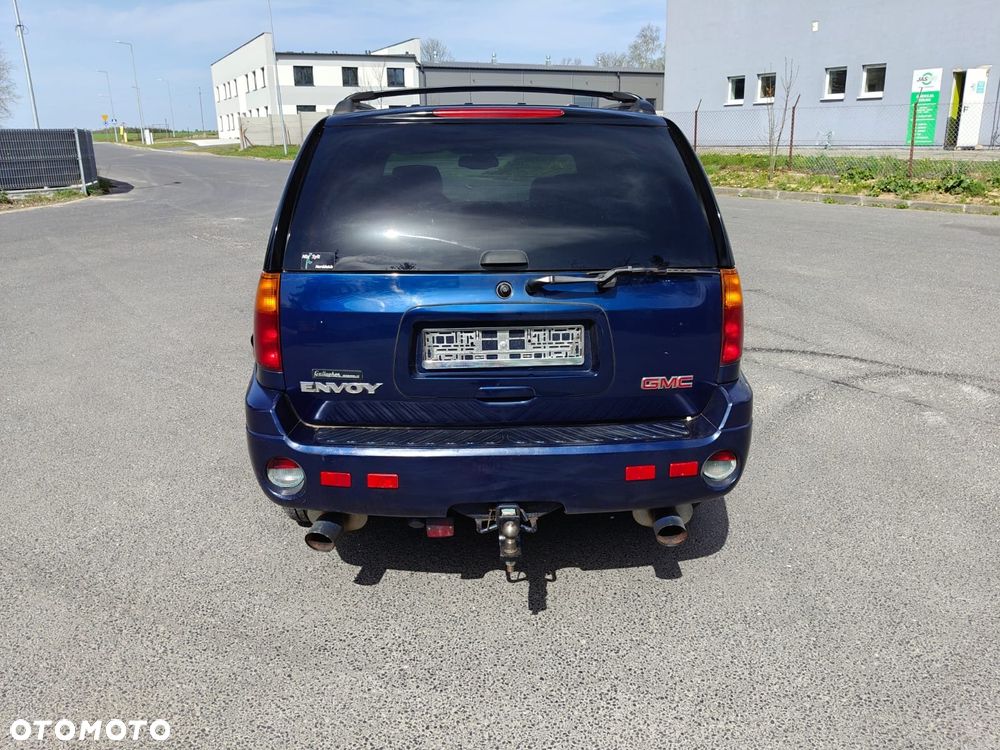 GMC Envoy - 14