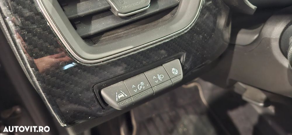 Renault Arkana MHEV 160 EDC RS Line - 22