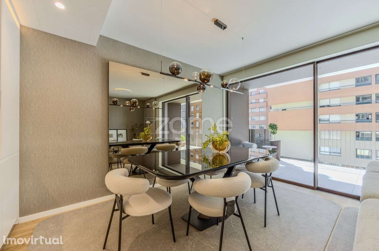 T2 nos Jardins D'Arrábida | Varanda | Condomínio Privado - Grande imagem: 3/17