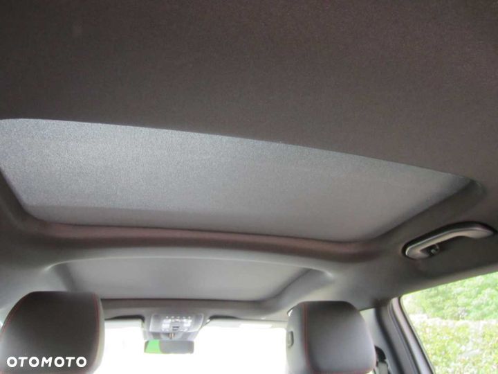 Mercedes-Benz GLB 220 d 4Matic 8G-DCT Progressive Advanced - 13