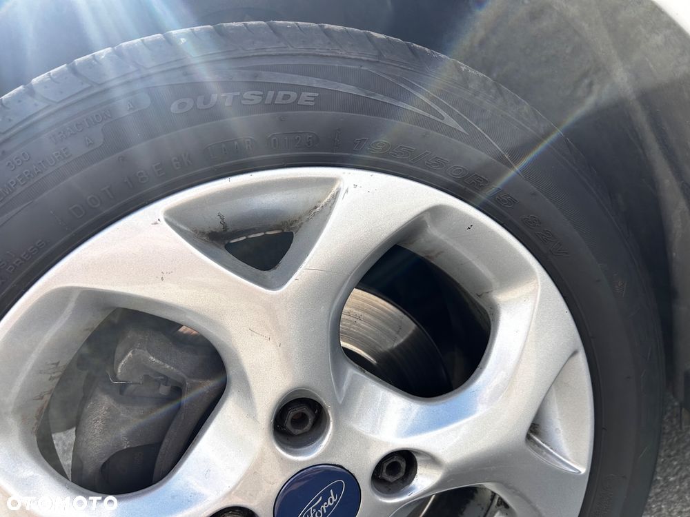 Ford Fiesta 1.4 Autom Titanium - 13