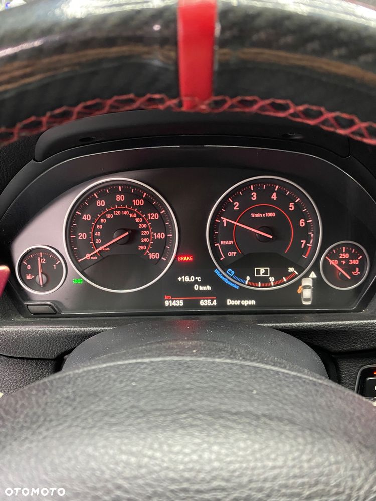 BMW Seria 3 330i xDrive Edition Luxury Line Purity - 16