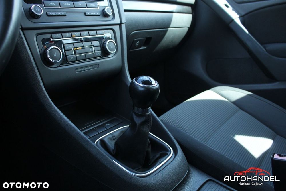 Volkswagen Golf - 13