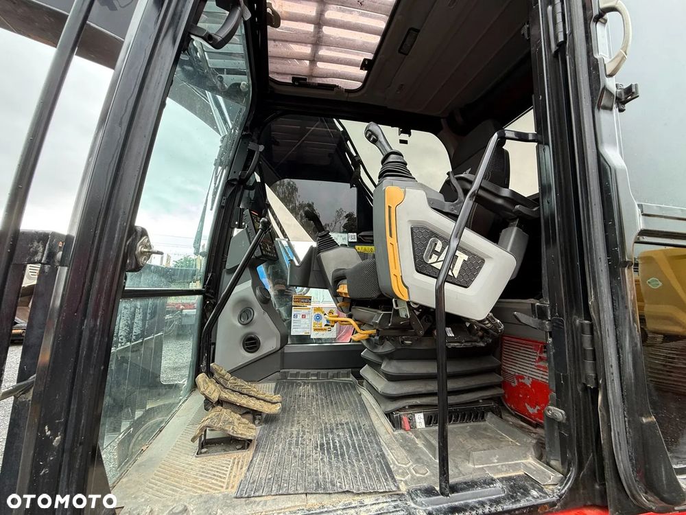 Caterpillar CAT 320 - 10