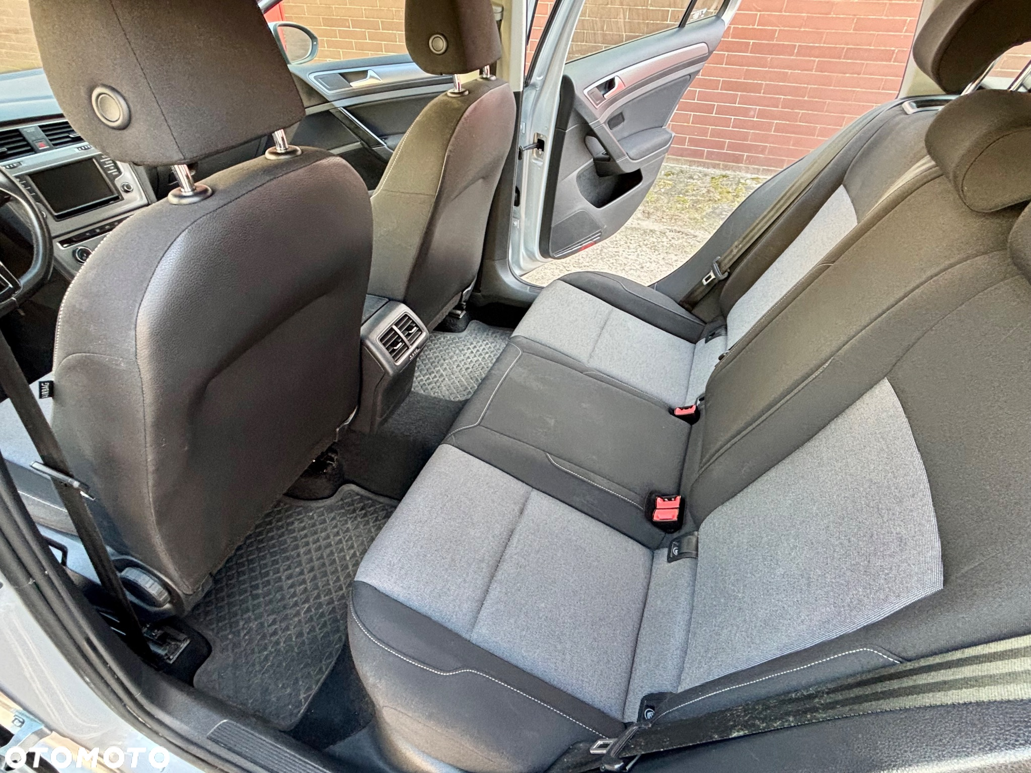 Volkswagen Golf VII 1.2 TSI BMT Trendline - 4