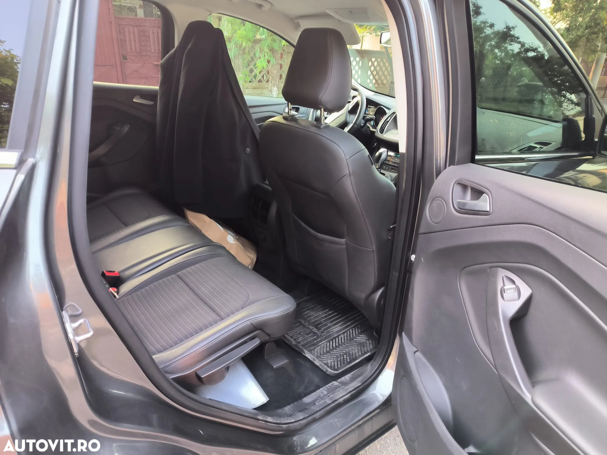 Ford Kuga 2.0 TDCi 4WD Powershift Titanium - 12