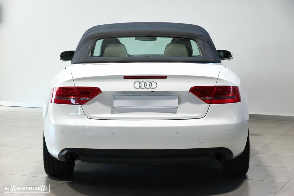Audi A5 Cabrio 2.0 TDi S-line - 5