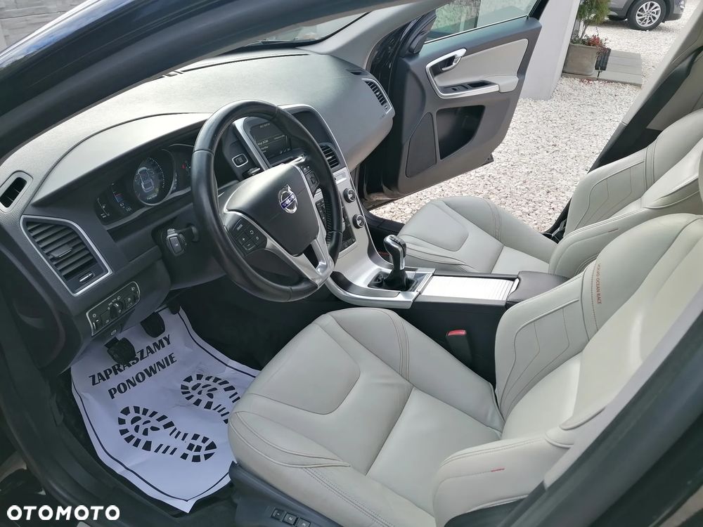 Volvo XC 60 D3 Ocean Race - 11