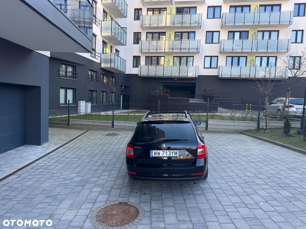 Skoda Octavia 2.0 TSI Style DSG - 12