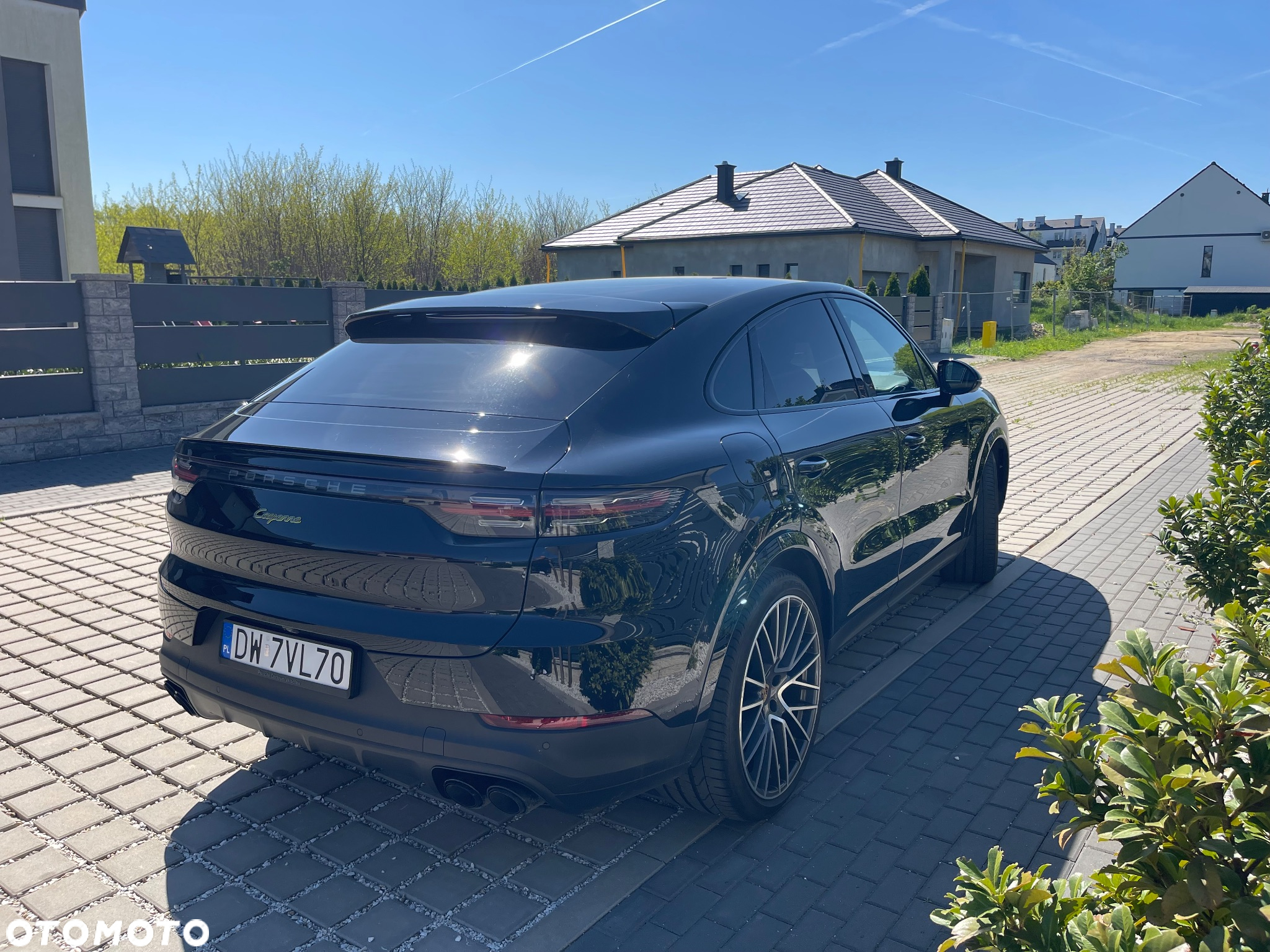 Porsche Cayenne Coupe Platinum Edition - 11