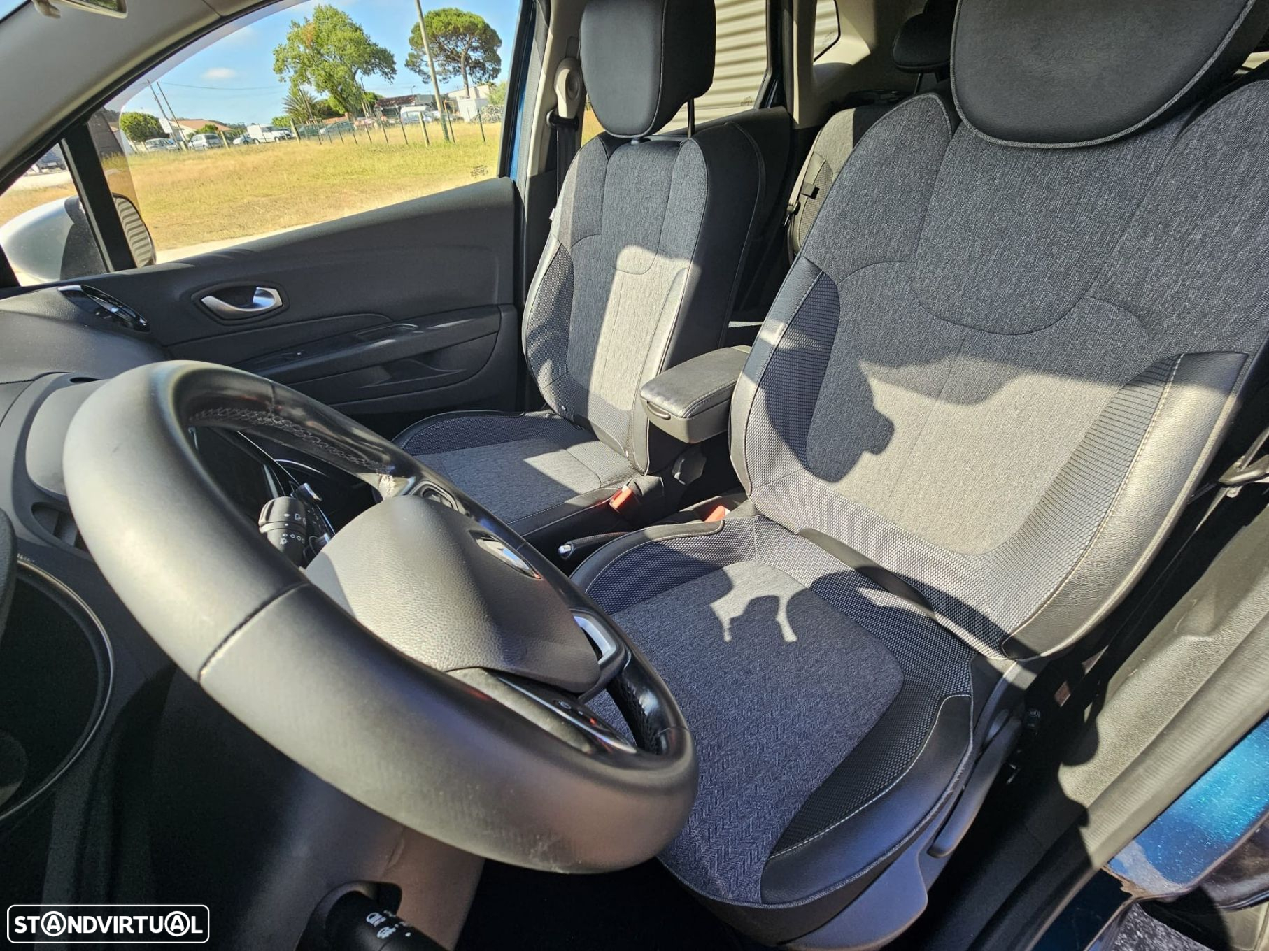 Renault Captur 0.9 TCE Exclusive - 16