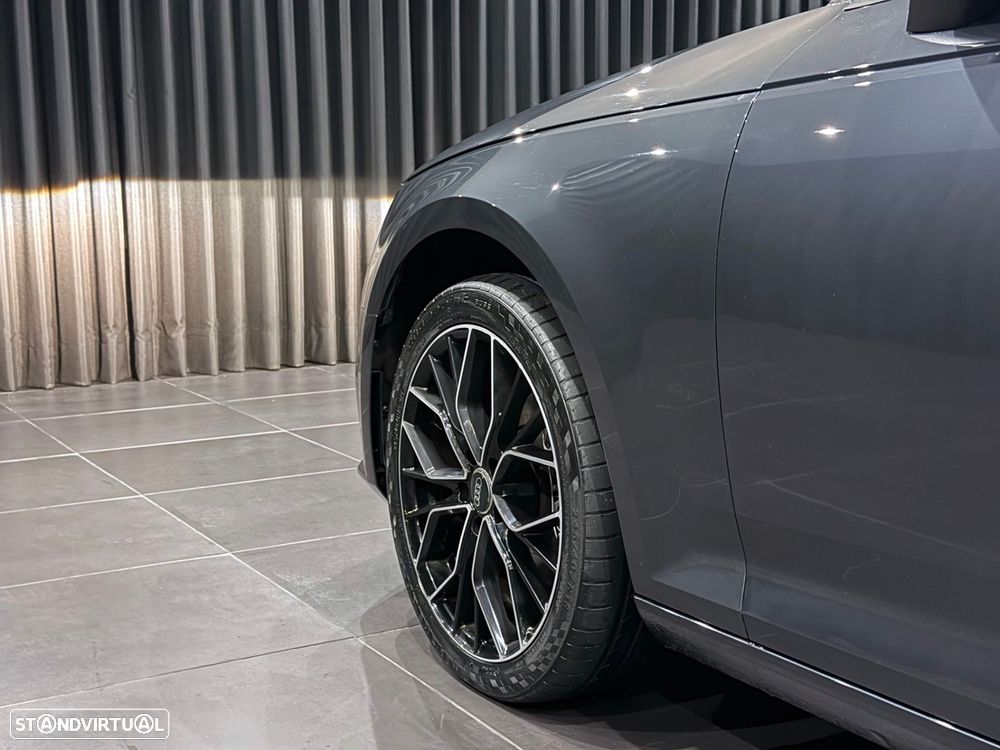 Audi A4 Avant 2.0 TDI ultra S tronic sport - 12