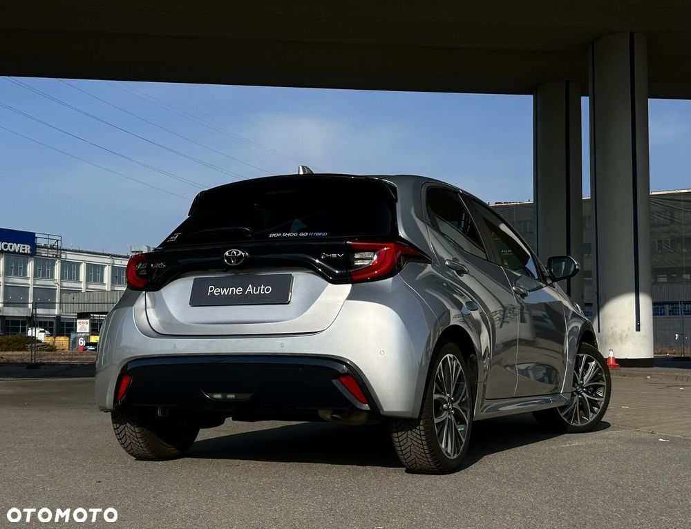 Toyota Yaris Hybrid 1.5 Executive - 8