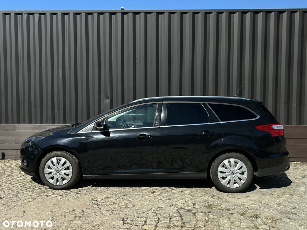 Ford Focus 2012 photo 2