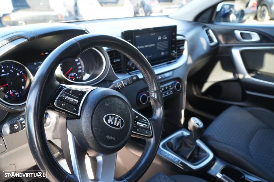 Kia Ceed 1.0 T-GDI Urban - 7