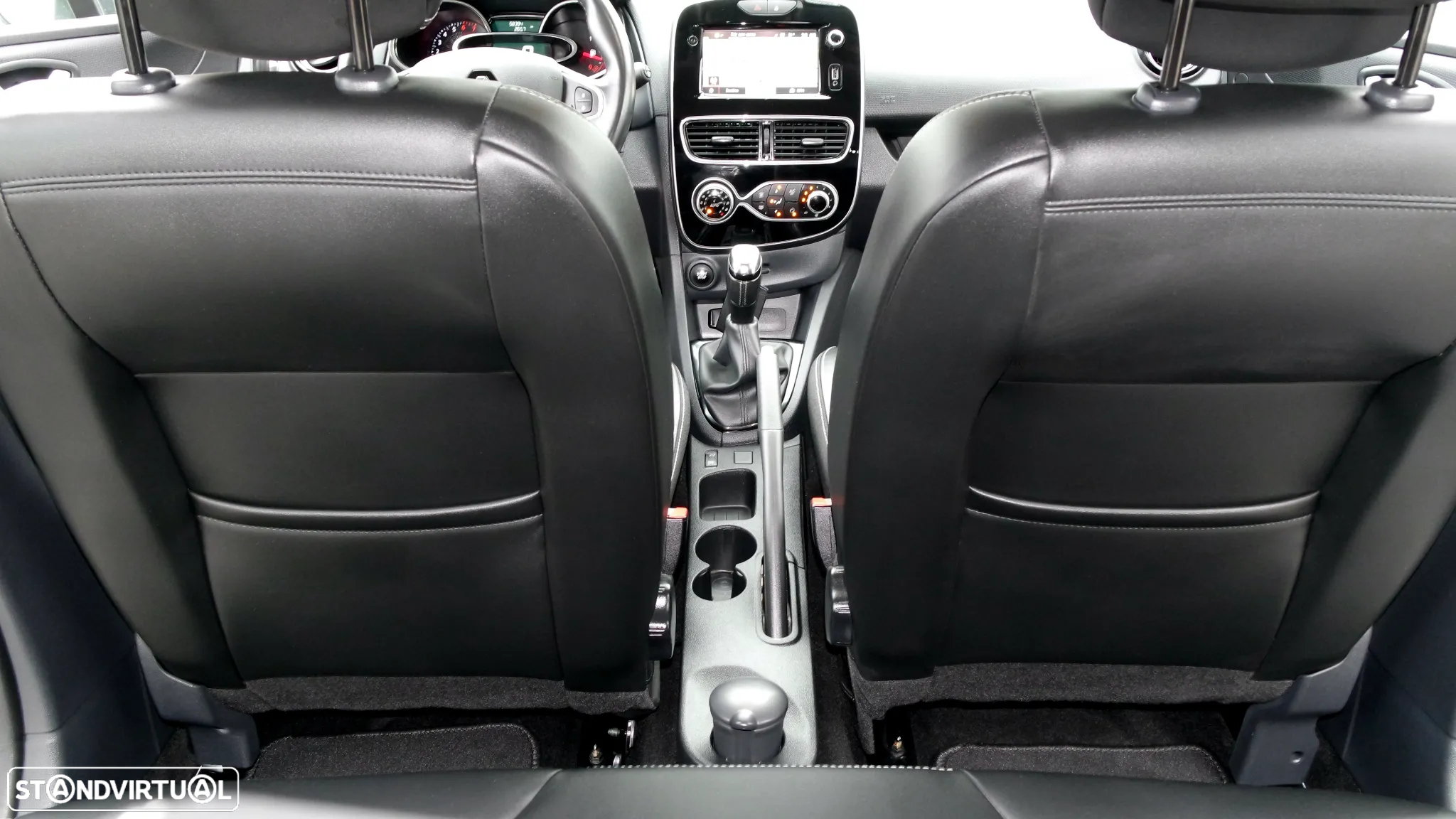 Renault Clio 0.9 TCE Dynamique S - 39
