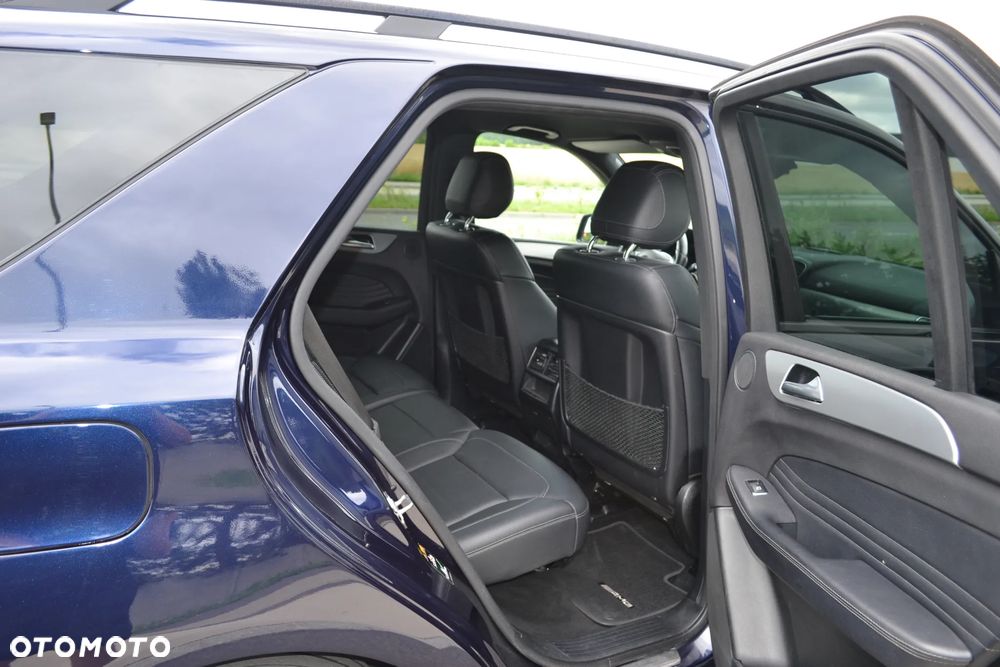 Mercedes-Benz GLE - 23