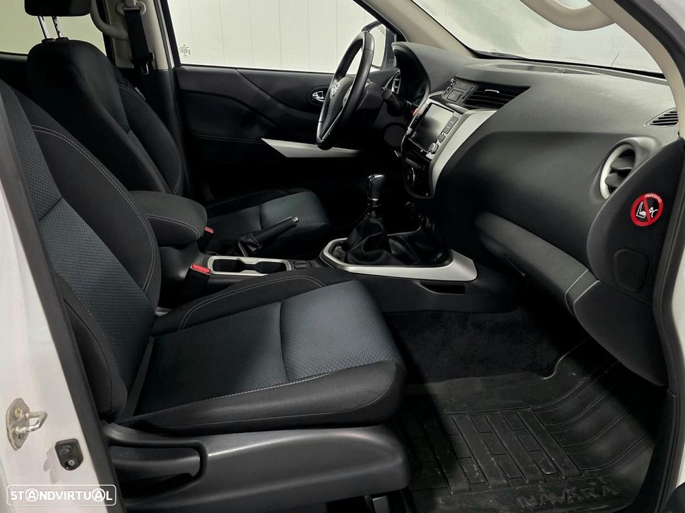 Nissan Navara 2.3 DCI 4WD N-CONNECTA NACIONAL 5 LUGARES - 4