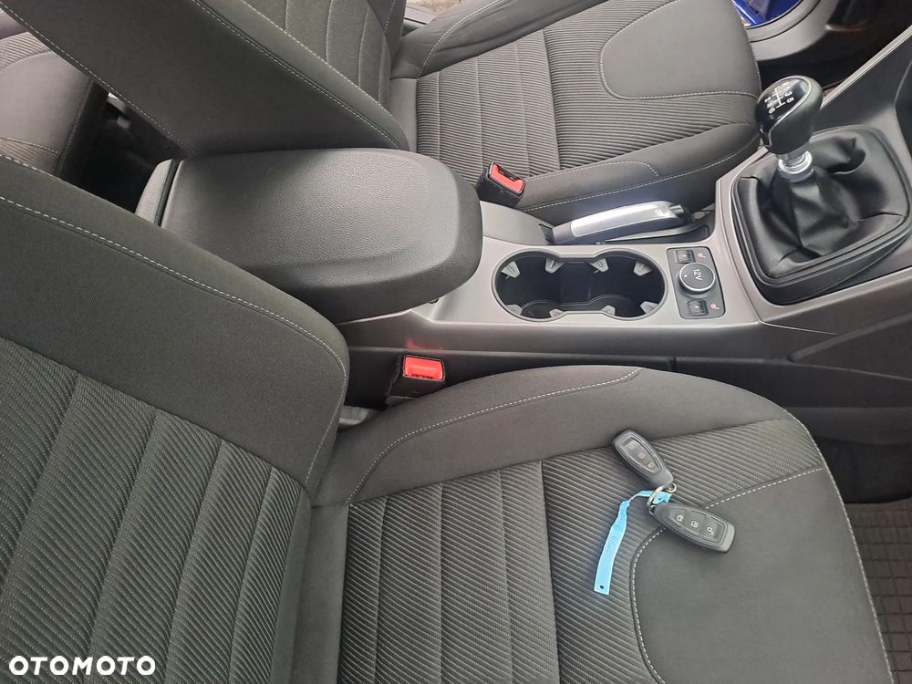 Ford Kuga 1.5 EcoBoost 2x4 Individual - 27
