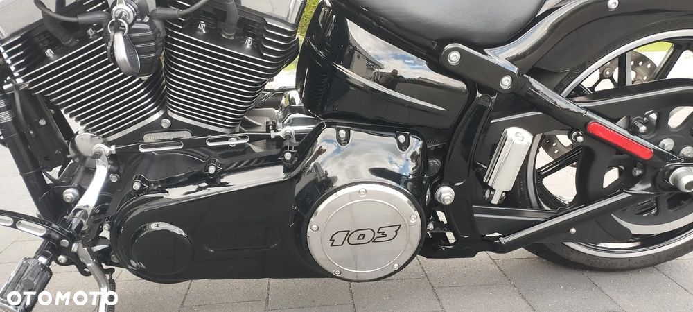 Harley-Davidson FXSB Breakout - 8