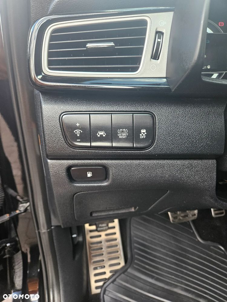 Kia Niro 1.6 GDI Hybrid M - 22