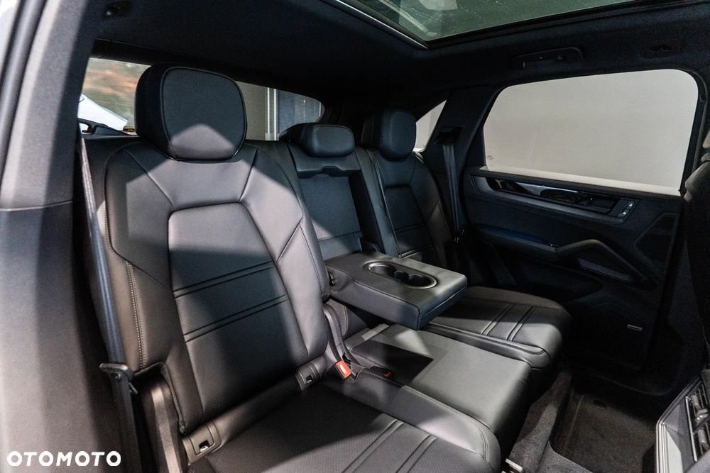 Porsche Cayenne E-Hybrid PHEV - 11