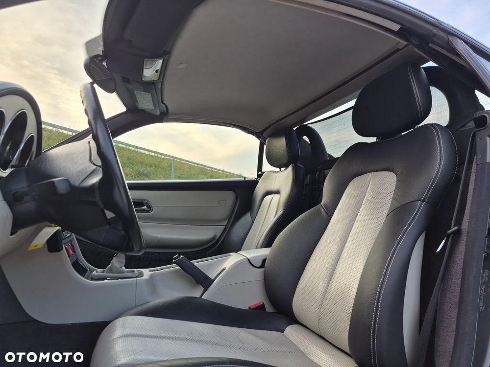 Mercedes-Benz SLK 200 - 24