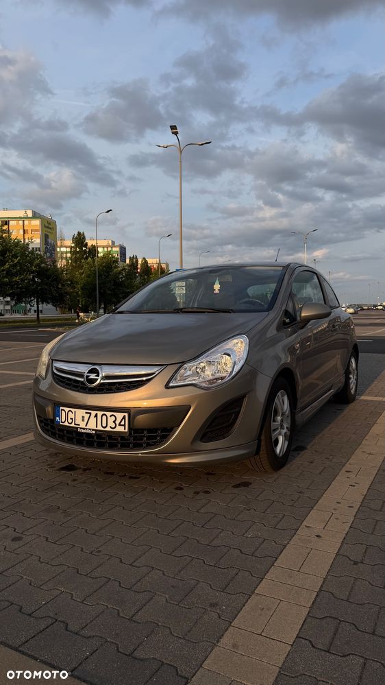 Opel Corsa - 1