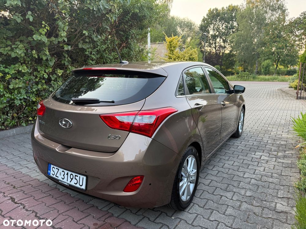 Hyundai i30 1.6 Fifa World Cup Edition - 39
