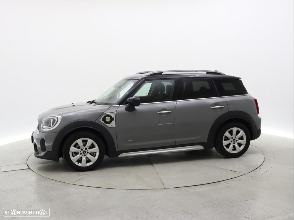 MINI Countryman Cooper SE ALL4 Auto - 2