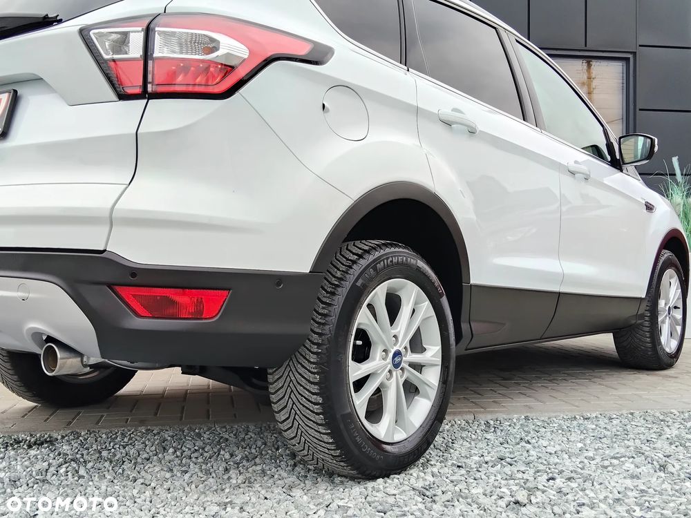 Ford Kuga 1.5 EcoBoost TITANIUM - 37