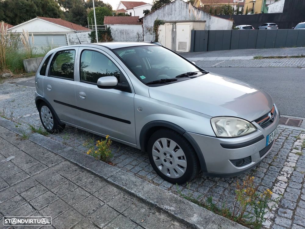 Opel Corsa 1.3 CDTI Cosmo - 2