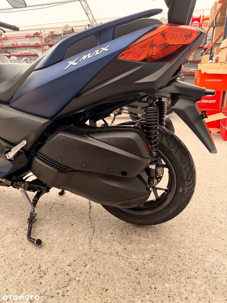 Yamaha X-max - 11