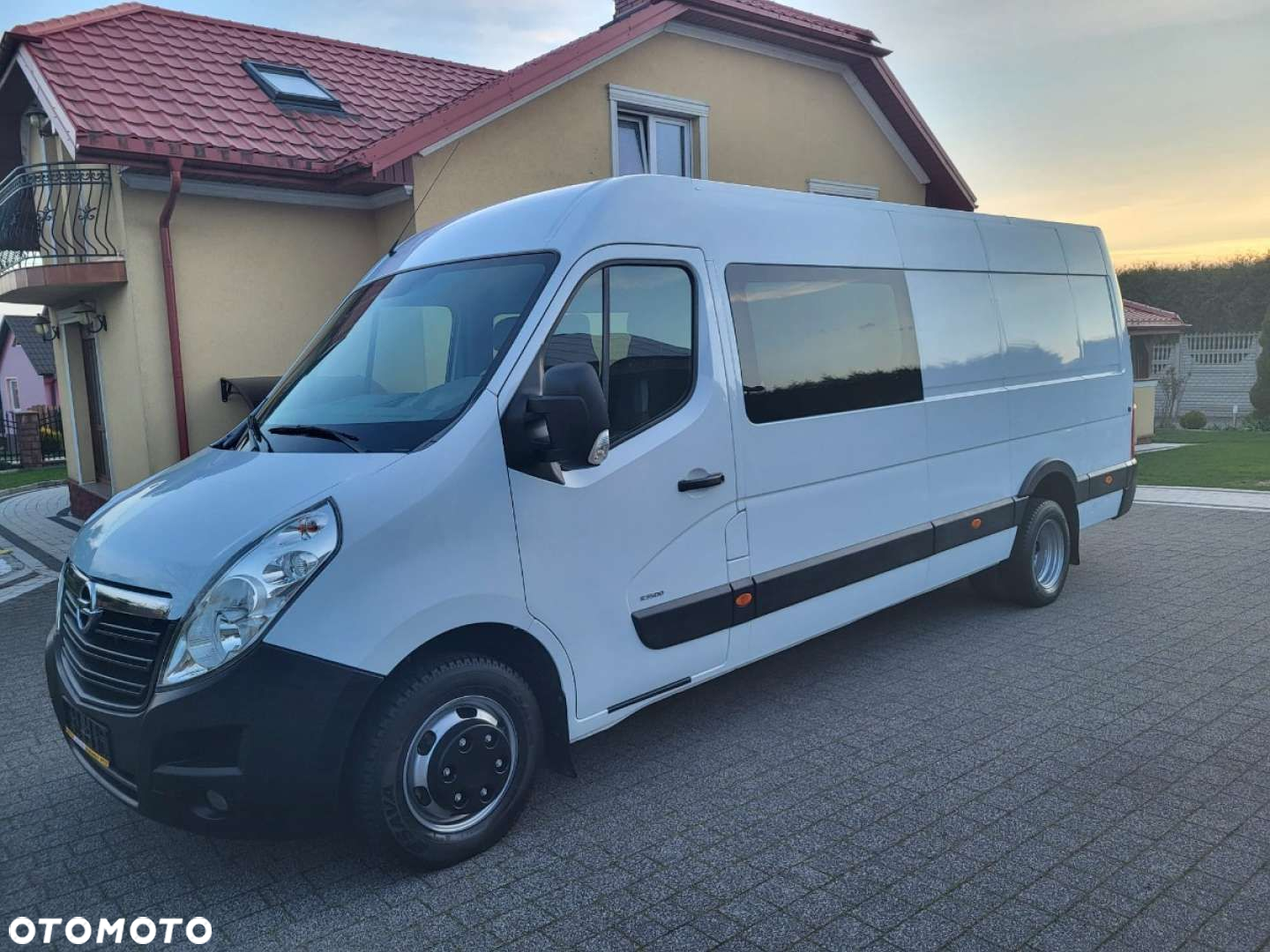 Opel Movano Max 9 osobowy - 7