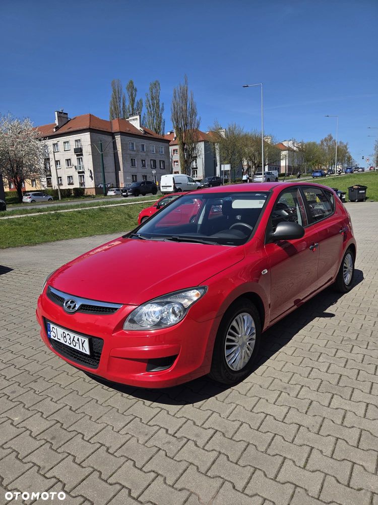 Hyundai i30 1.4 Comfort - 1