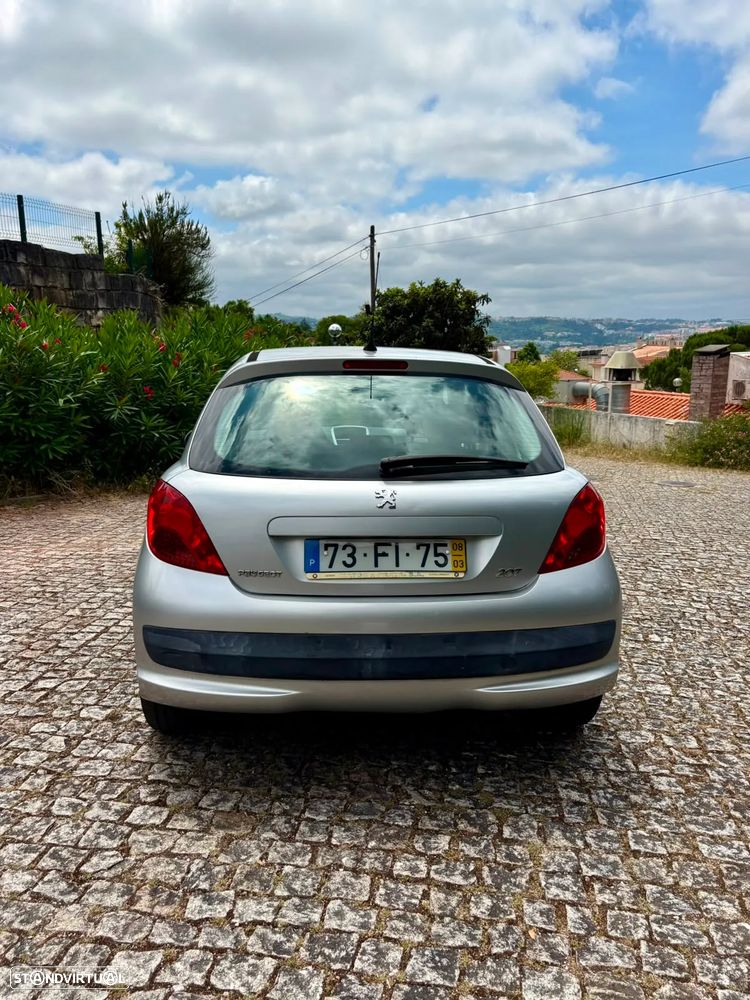 Peugeot 207 1.4 HDi Trendy - 2