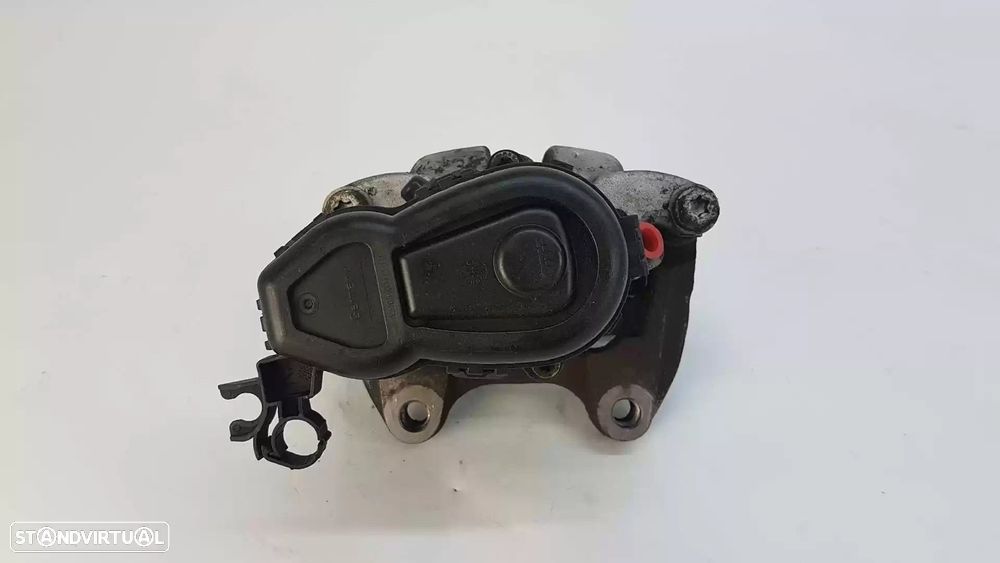 PINÇA TRAVÃO TRASEIRA DIREITA MERCEDES-BENZ CLASSE GLA 2016 -A0004232481 - 1