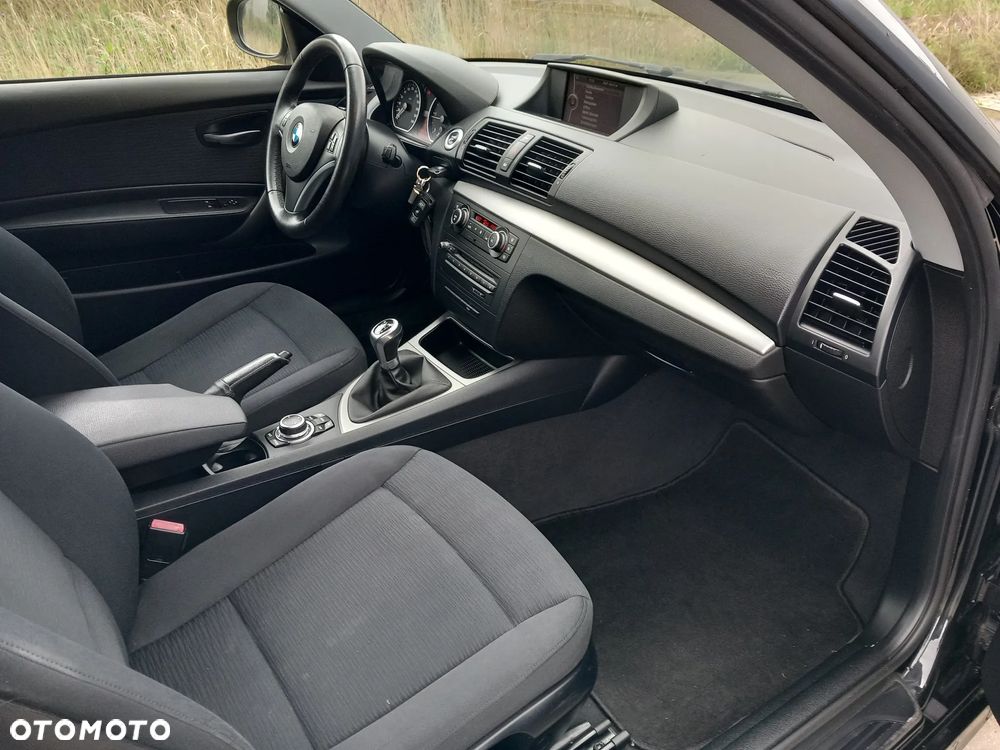 BMW Seria 1 116d - 9