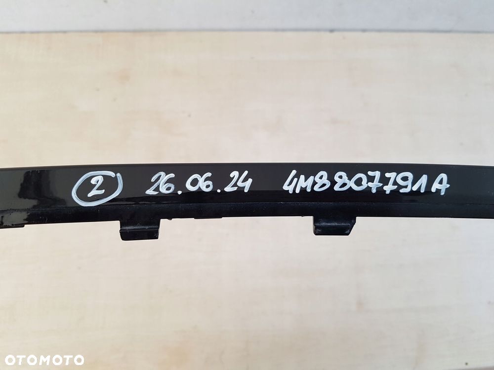 audi q8 sq8 listwa zderzaka zderzak tył 4m8807791a - 3