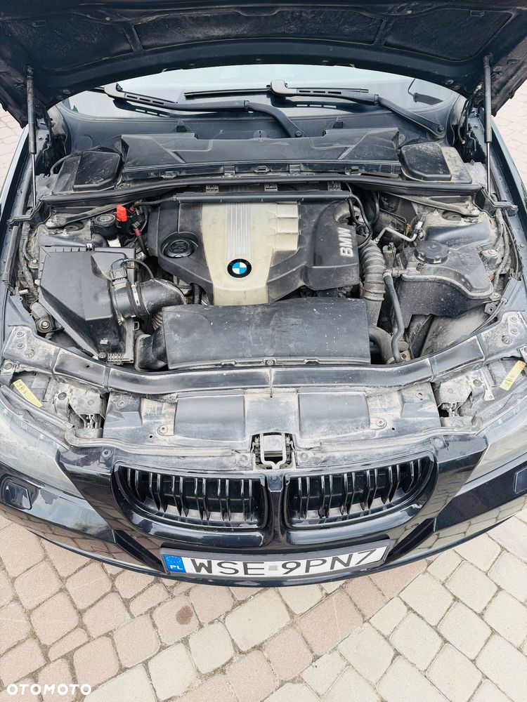 BMW Seria 3 320d DPF - 8