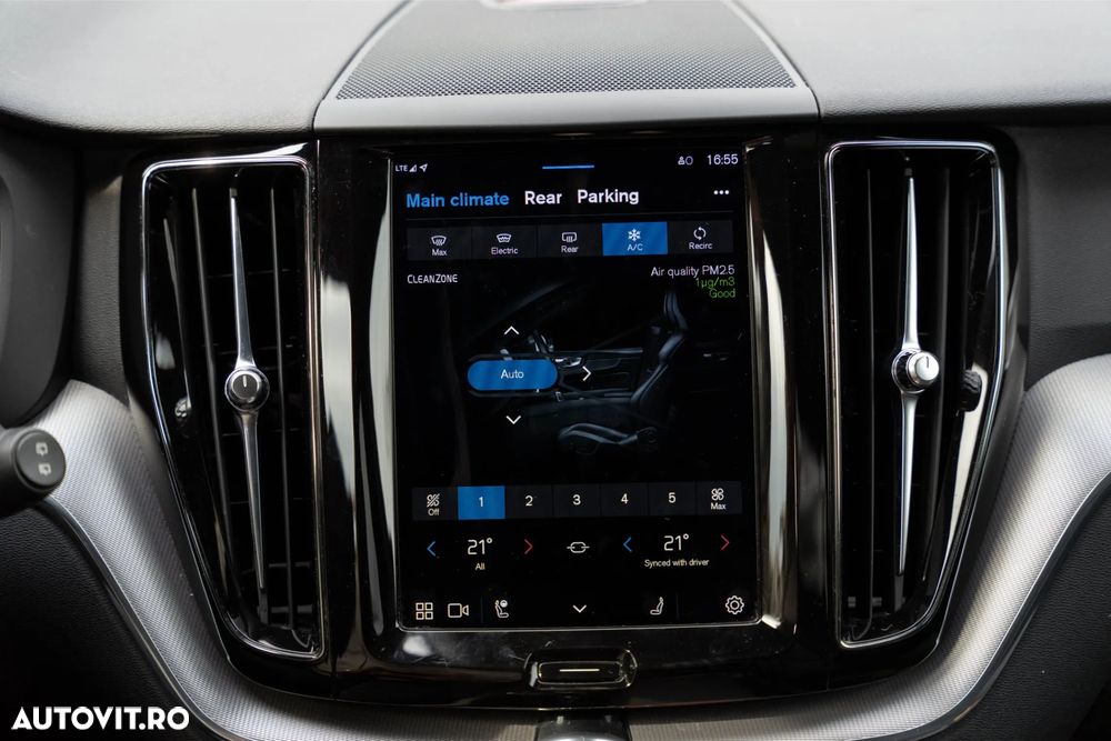 Volvo XC 60 B5 D AWD Geartronic RDesign - 33