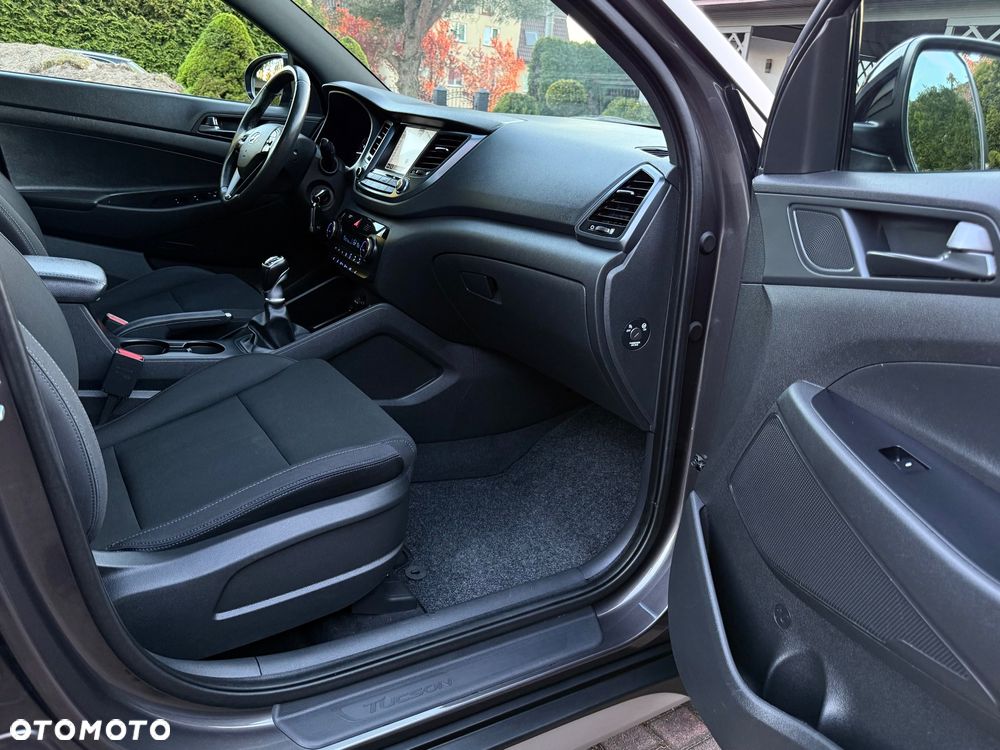 Hyundai Tucson blue 1.6 GDi 2WD Passion - 17
