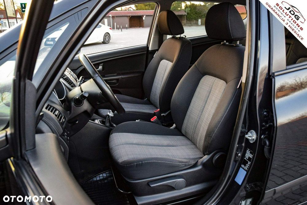 Kia Venga 1.4 CRDi 90 ISG Edition 7 - 15