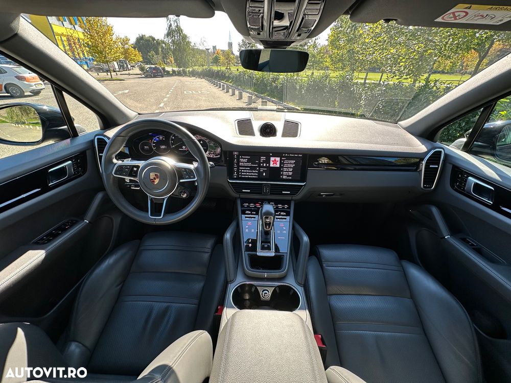 Porsche Cayenne - 5