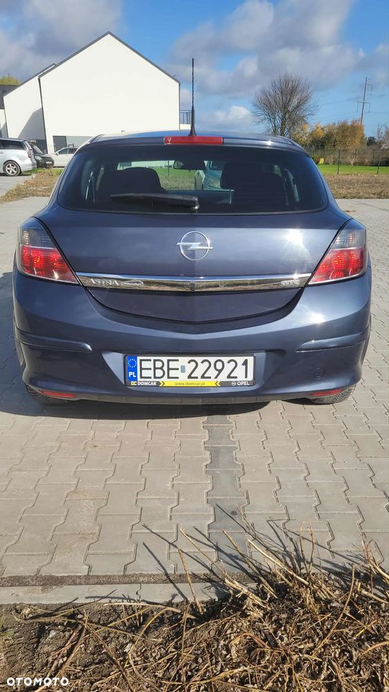 Opel Astra III GTC 1.4 Enjoy - 6